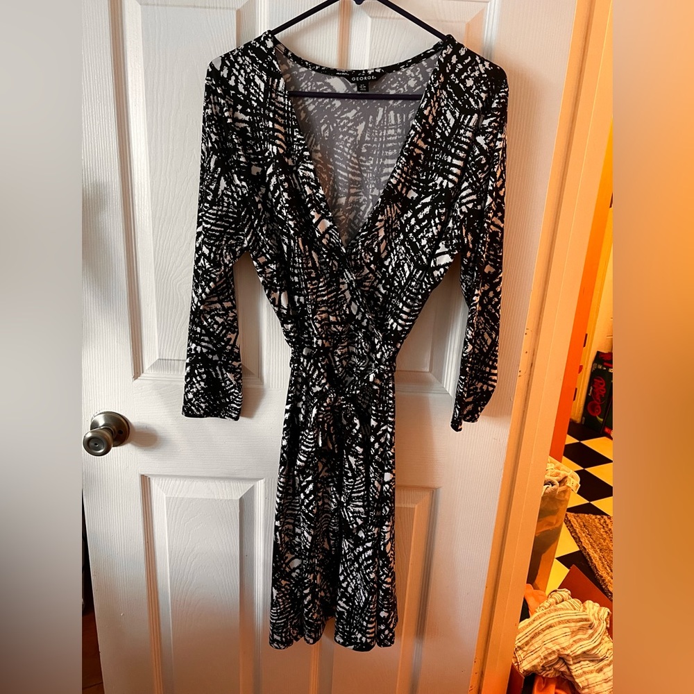 Black and white dress